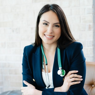 Nadia Kim headshot